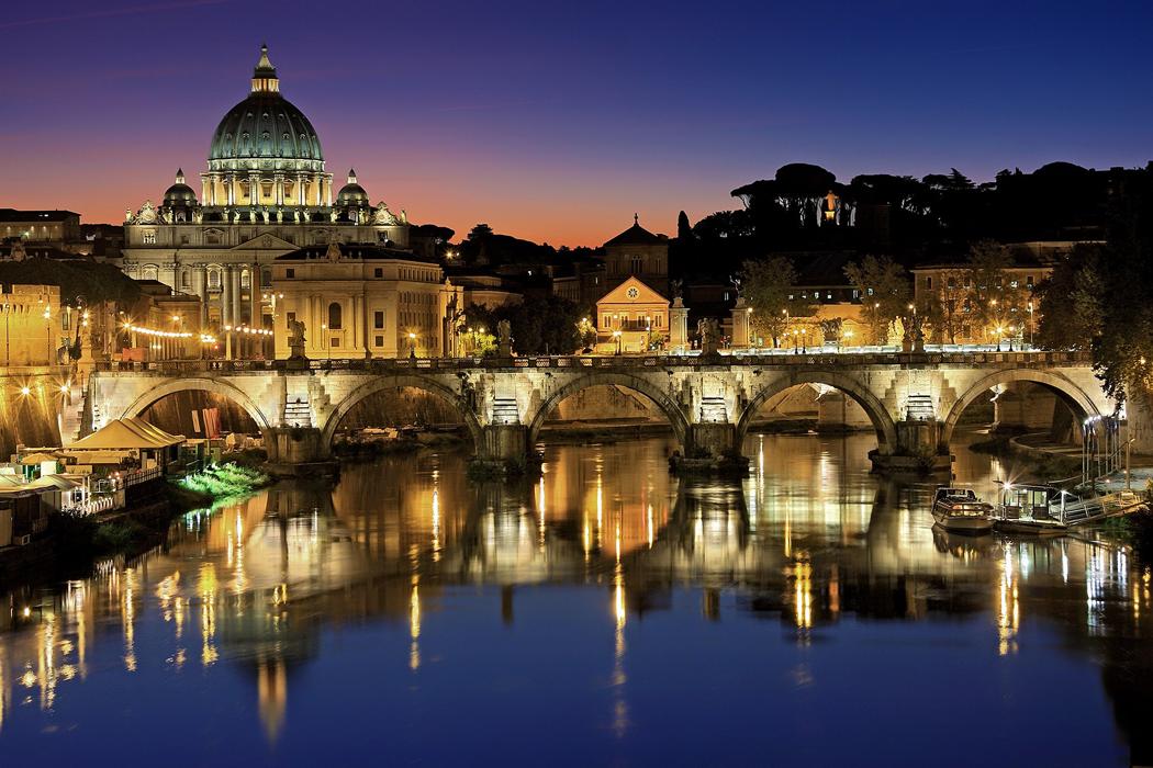 罗马和梵蒂冈城的夜景